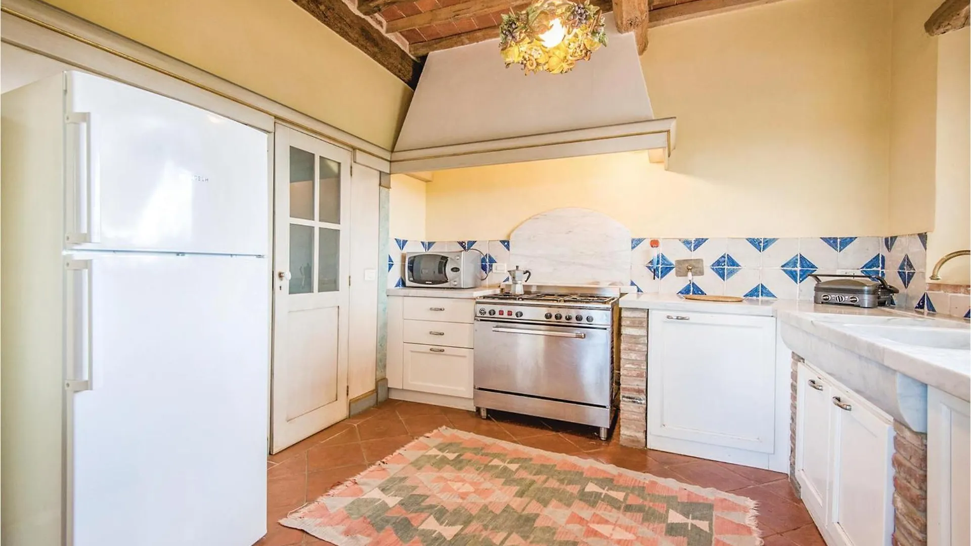4 Bedroom Beautiful Home In Rapolano Terme Si Rigomagno Holiday home