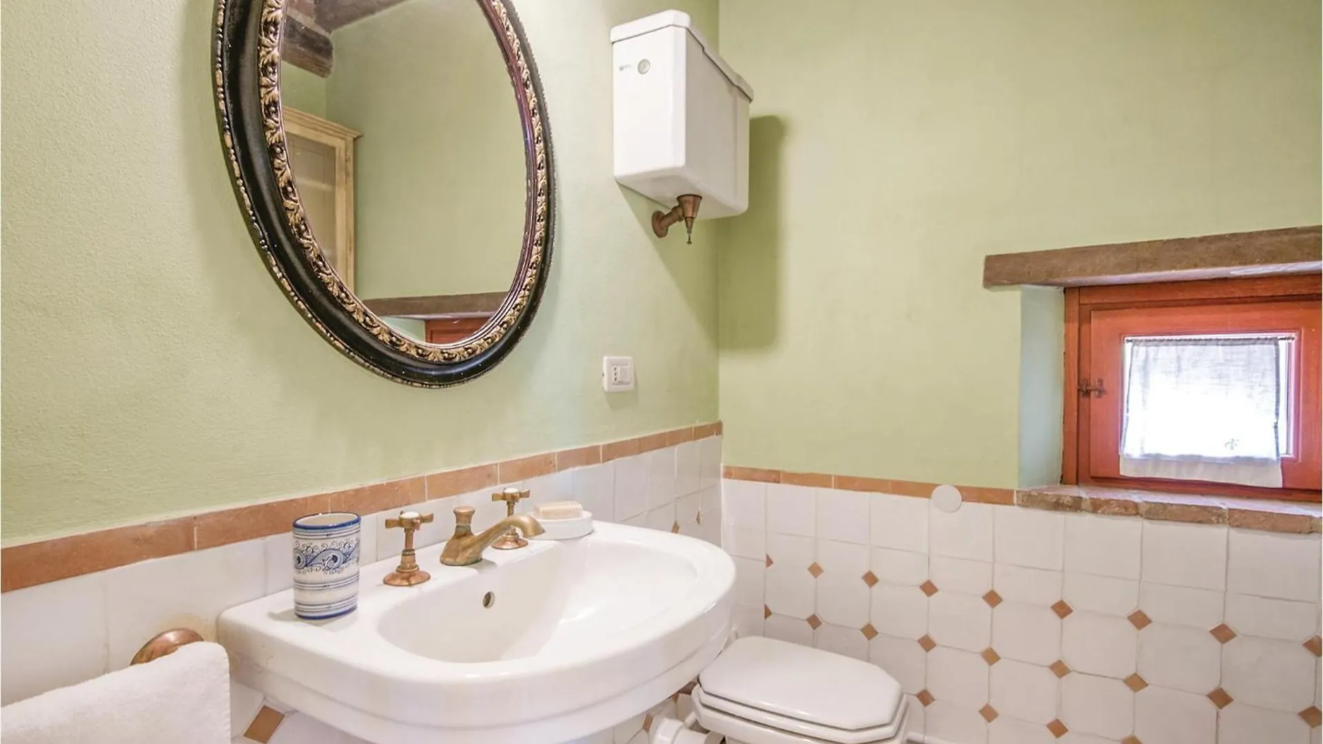 4 Bedroom Beautiful Home In Rapolano Terme Si Rigomagno Italy